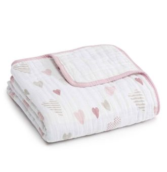 aden-anais-baby-classic-dream-blanket-pink-hearts-heartbreaker-6041_0.jpg